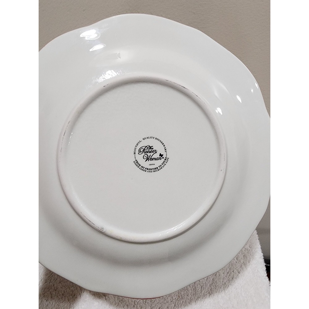 Pioneer Woman Red Trim Floral Flower Country Garden Dinner Plate 10" Scalloped - Picture 6 of 7